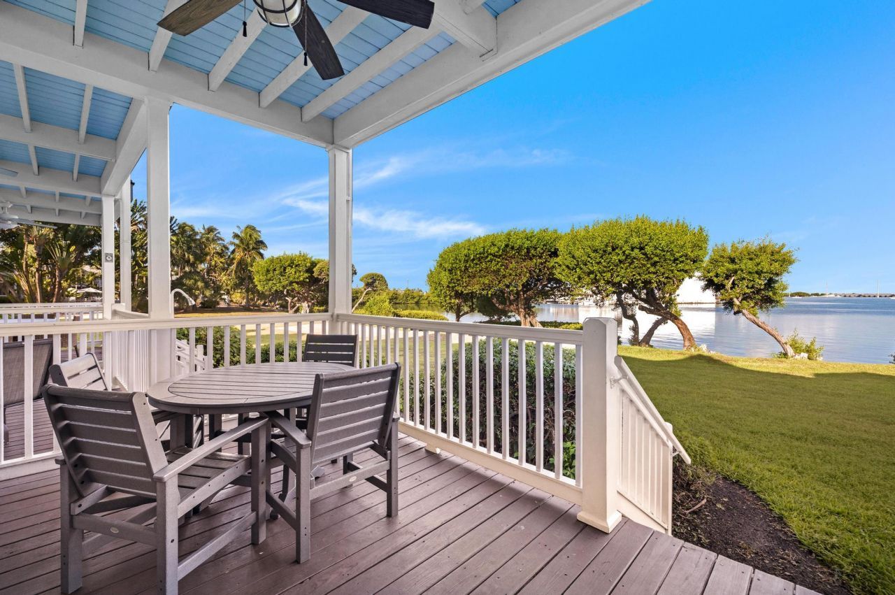 5071 Sunset Village Drive, Duck Key, FL 33050 Photo