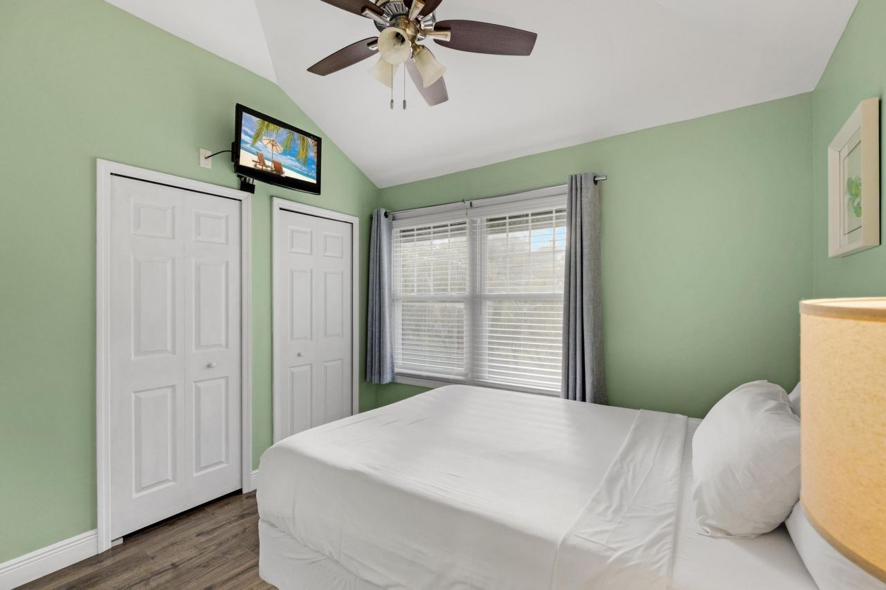 5071 Sunset Village Drive, Duck Key, FL 33050 Photo