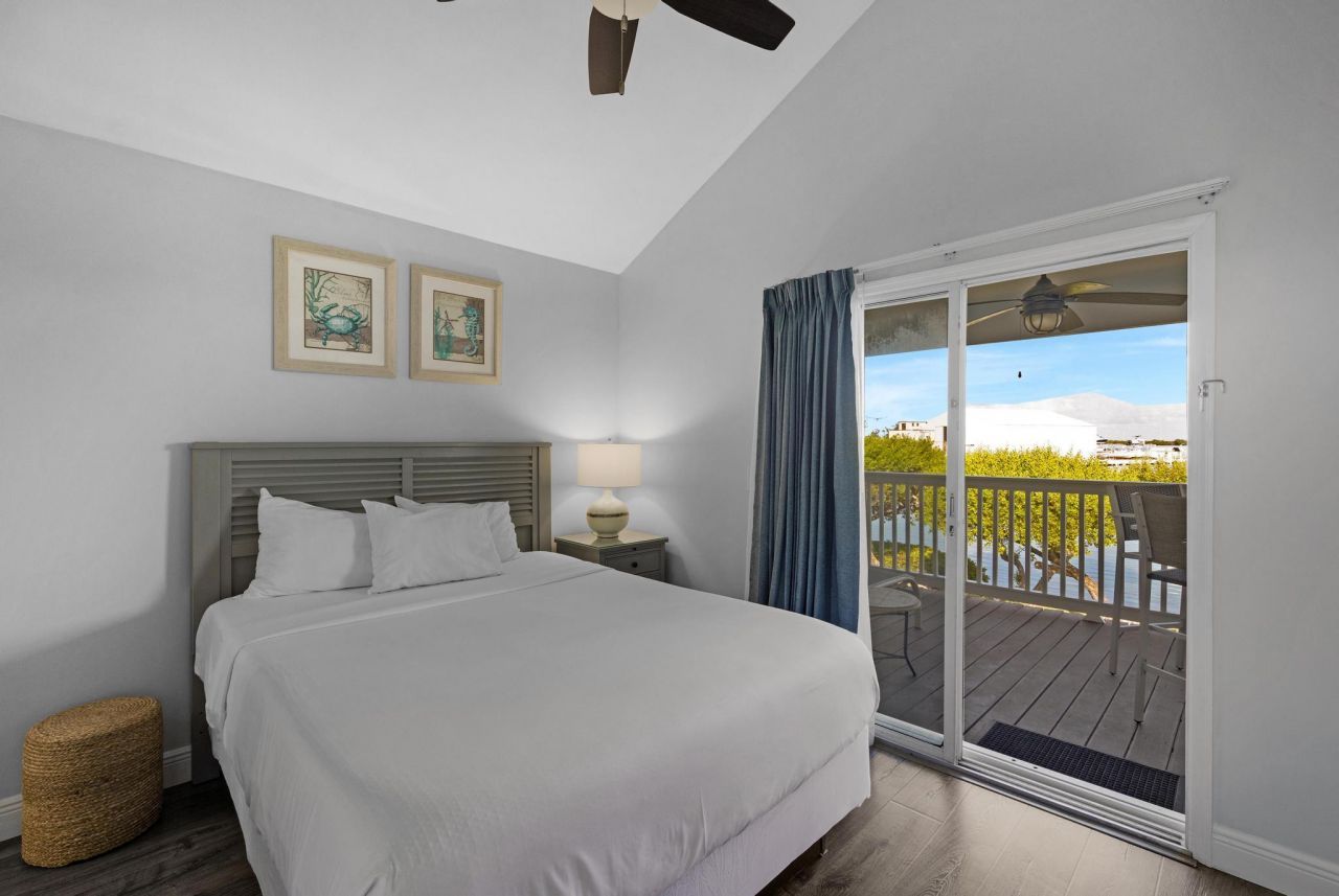 5071 Sunset Village Drive, Duck Key, FL 33050 Photo
