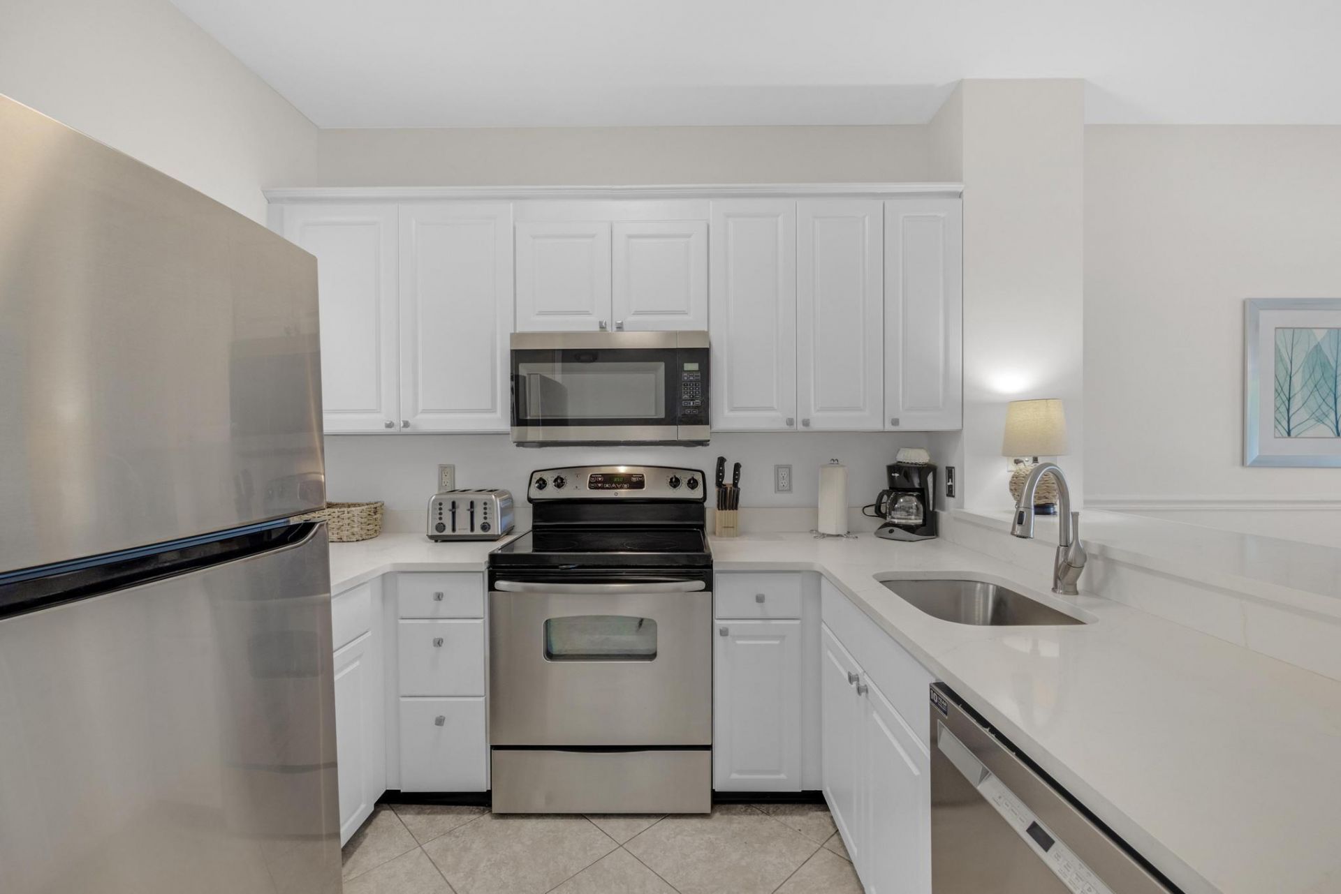 5071 Sunset Village Drive, Duck Key, FL 33050 Photo