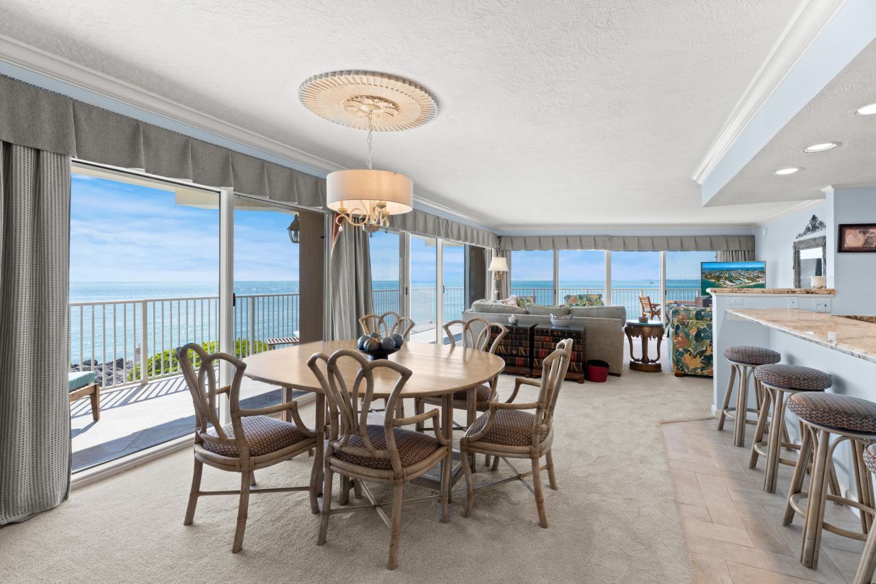 1133 W Ocean Drive, Unit 16, Key Colony, FL 33051 Photo