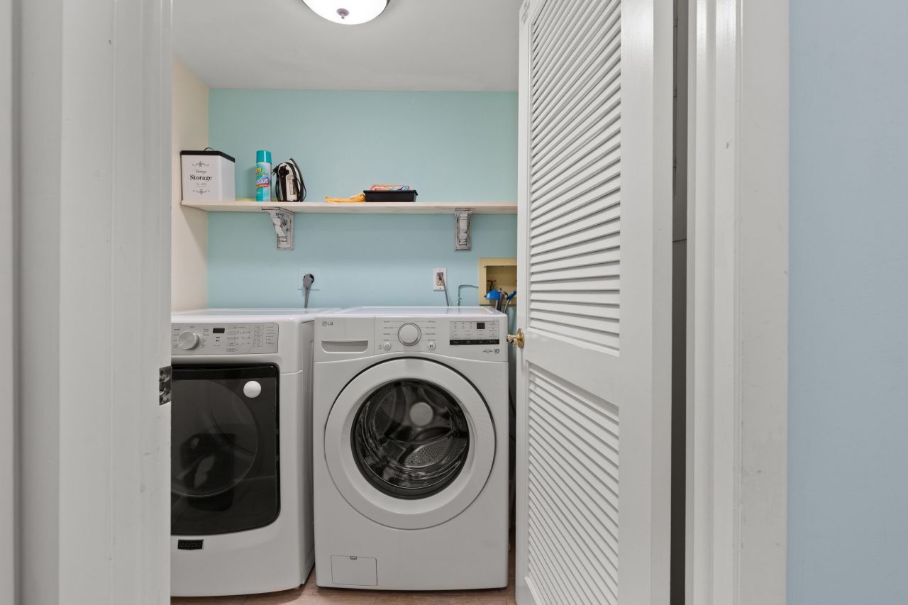 1133 W Ocean Drive, Unit 16, Key Colony, FL 33051 Photo