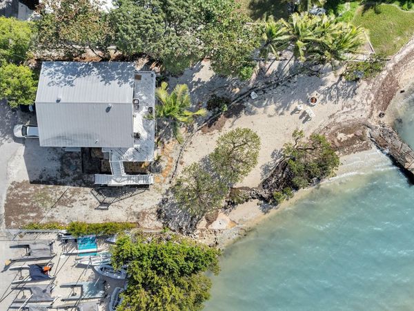 100 Point Pleasant Drive, KEY LARGO, FL 33037