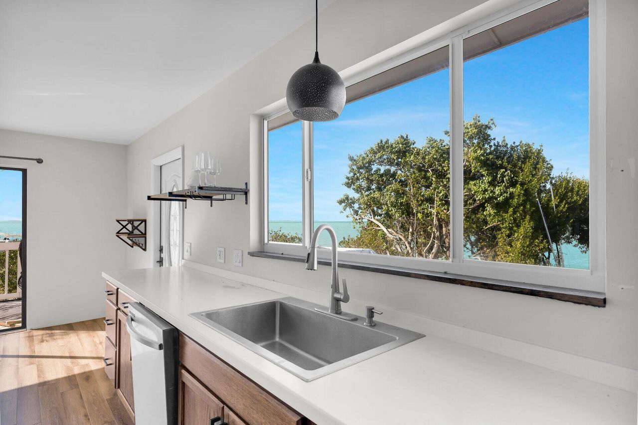 100 Point Pleasant Drive, Key Largo, FL 33037 Photo