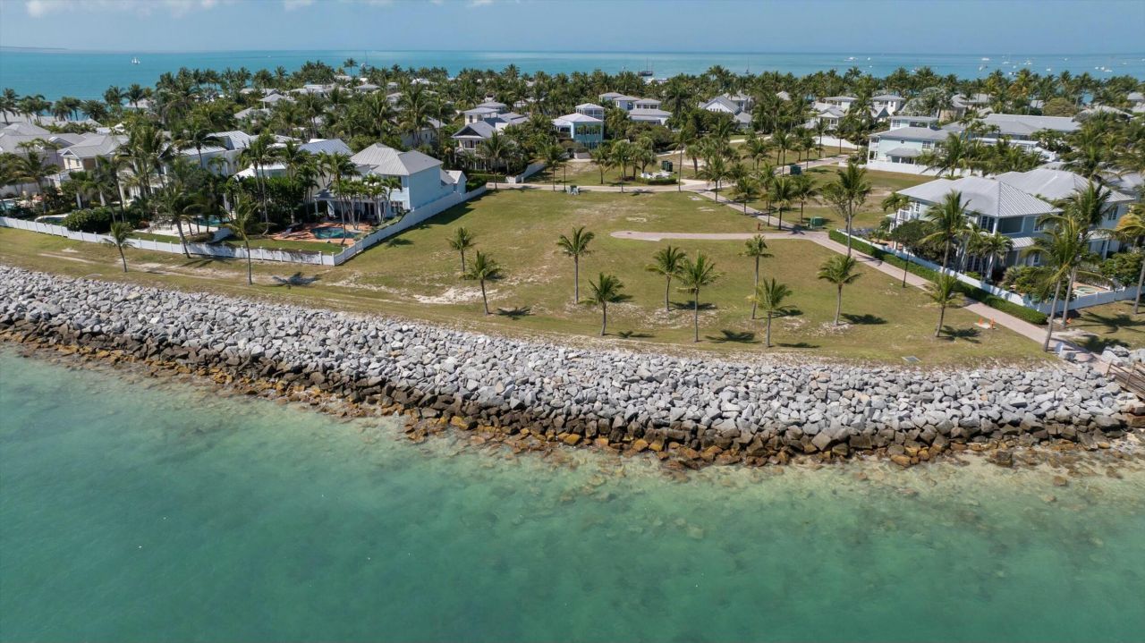 68 Sunset Key Drive, Key West, FL 33040 Photo