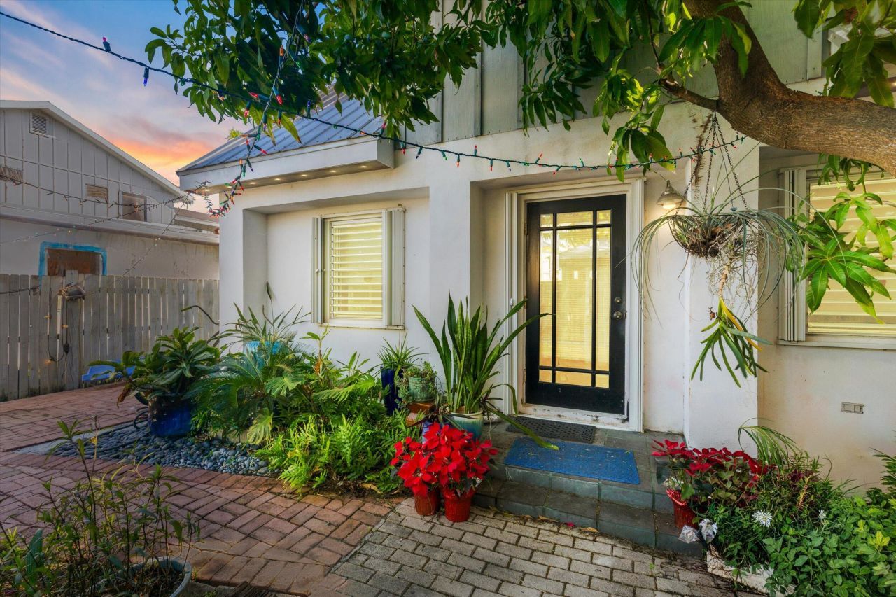 2012 Roosevelt Drive, Key West, FL 33040 Photo