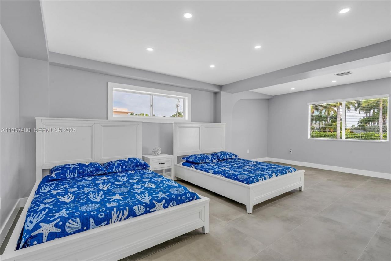 90 N Bounty Ln , Unit 90, Key Largo, FL 33037 Photo