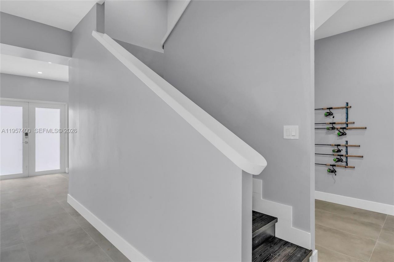 90 N Bounty Ln , Unit 90, Key Largo, FL 33037 Photo