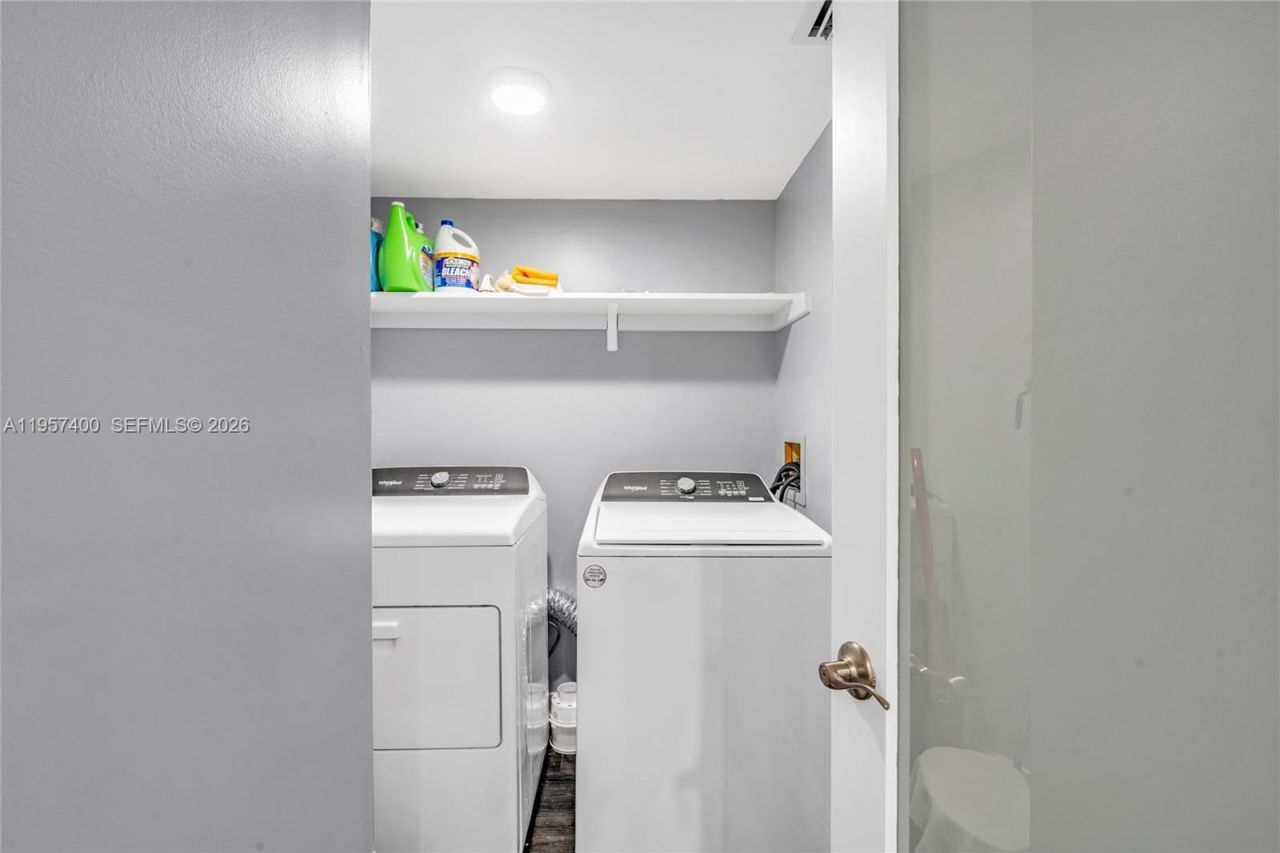 90 N Bounty Ln , Unit 90, Key Largo, FL 33037 Photo