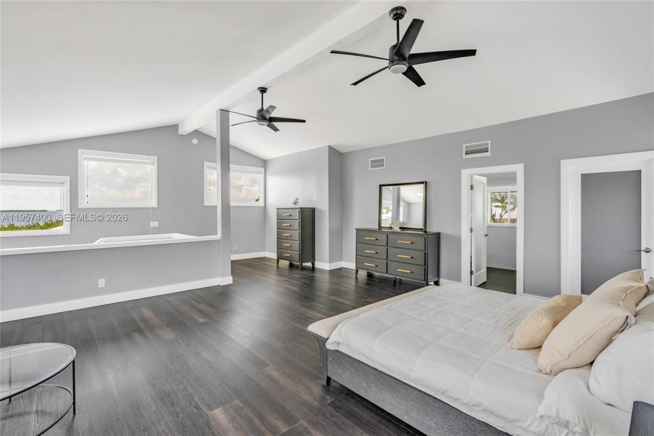 90 N Bounty Ln , Unit 90, Key Largo, FL 33037 Photo