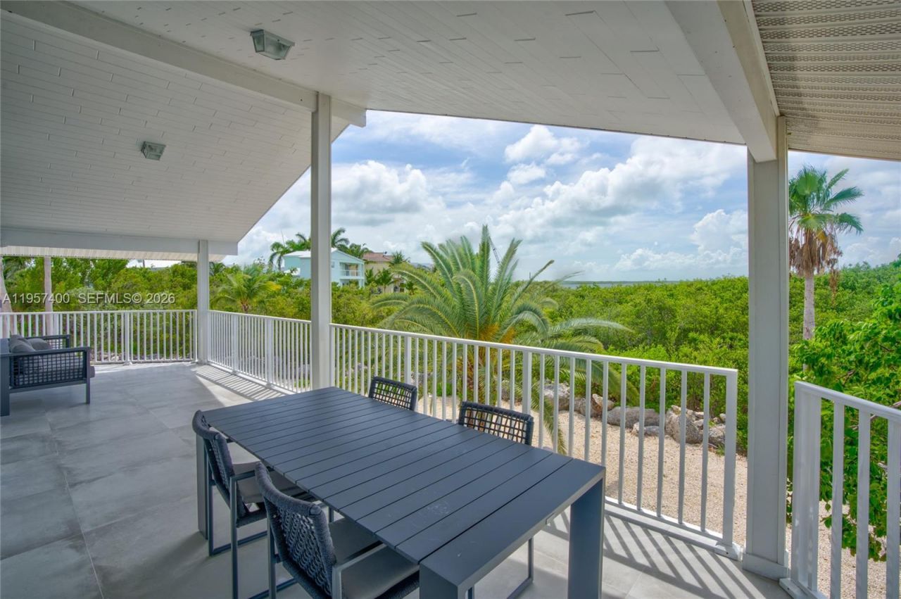 90 N Bounty Ln , Unit 90, Key Largo, FL 33037 Photo