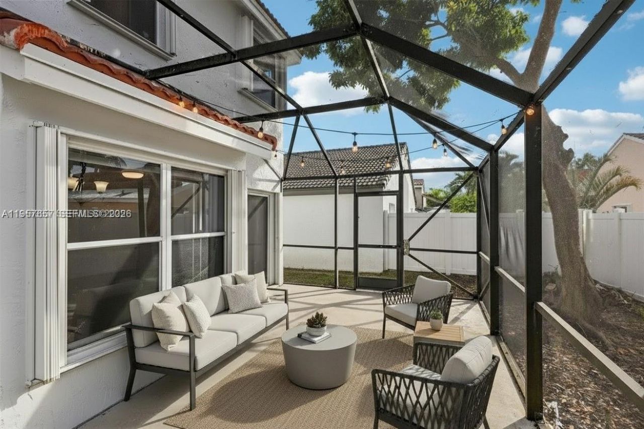 1378 SW 180th Ave, Pembroke Pines, FL 33029 Photo