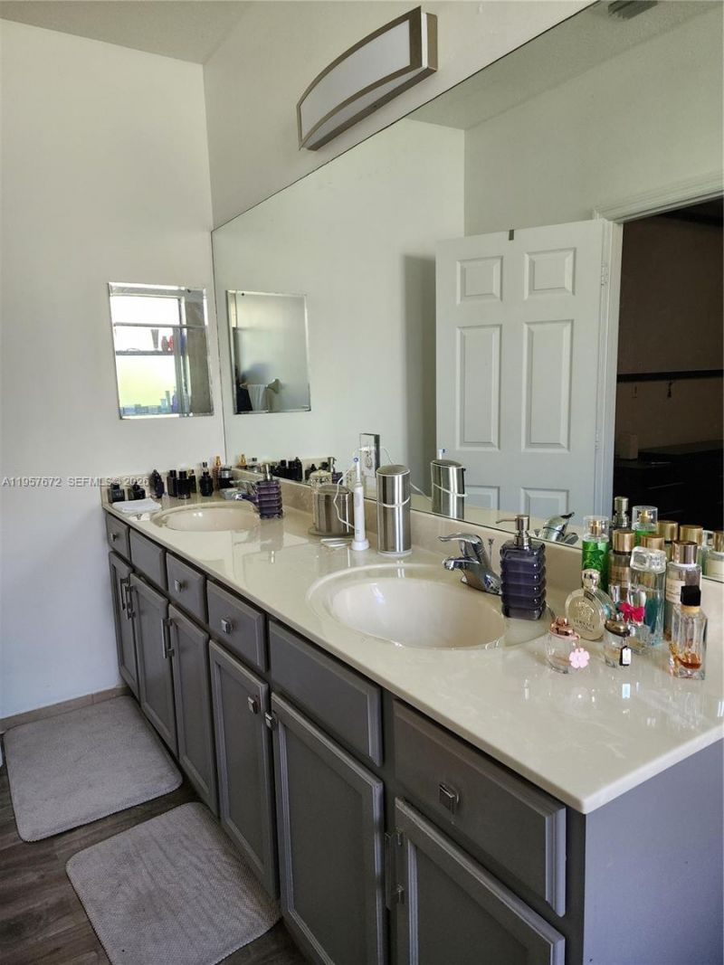 11629 NW 87th Ln, Unit 11629, Doral, FL 33178 Photo