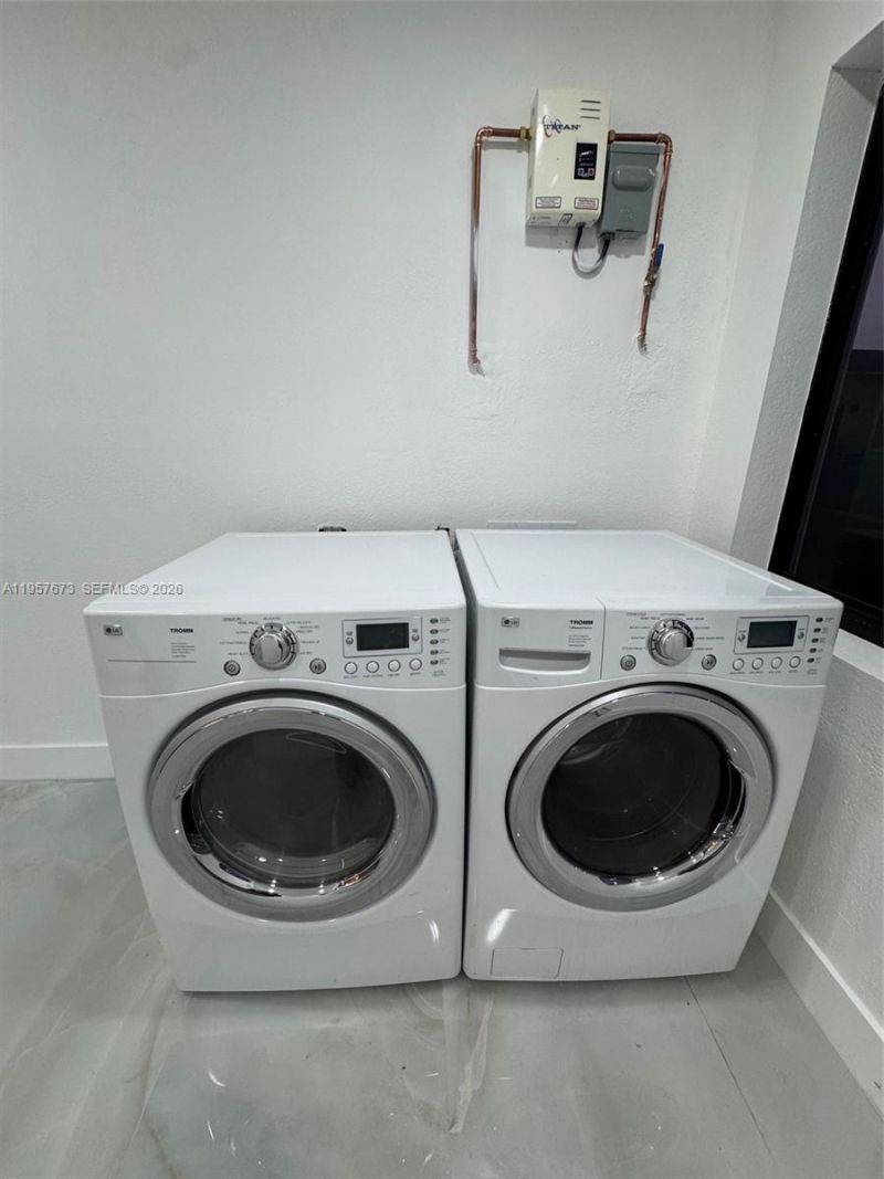 8901 NW 32nd Ave, Miami, FL 33147 Photo