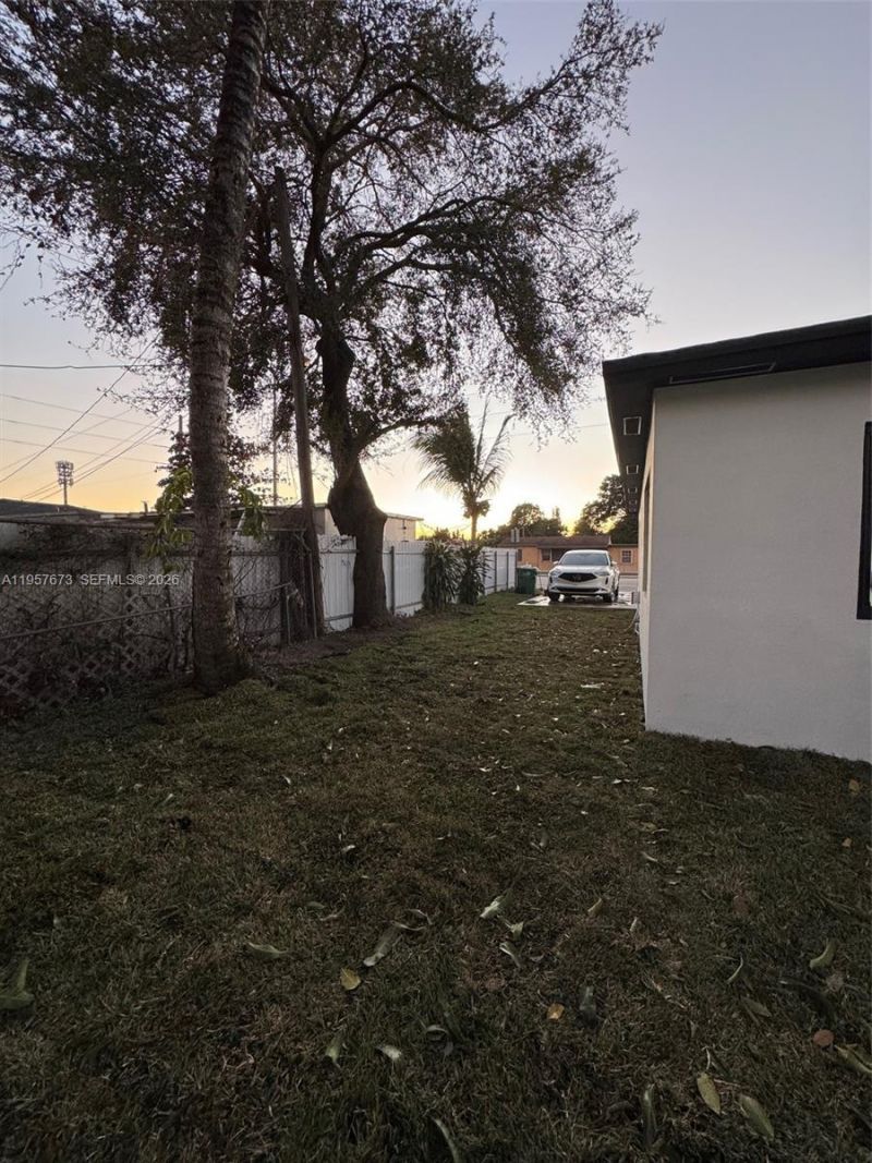 8901 NW 32nd Ave, Miami, FL 33147 Photo