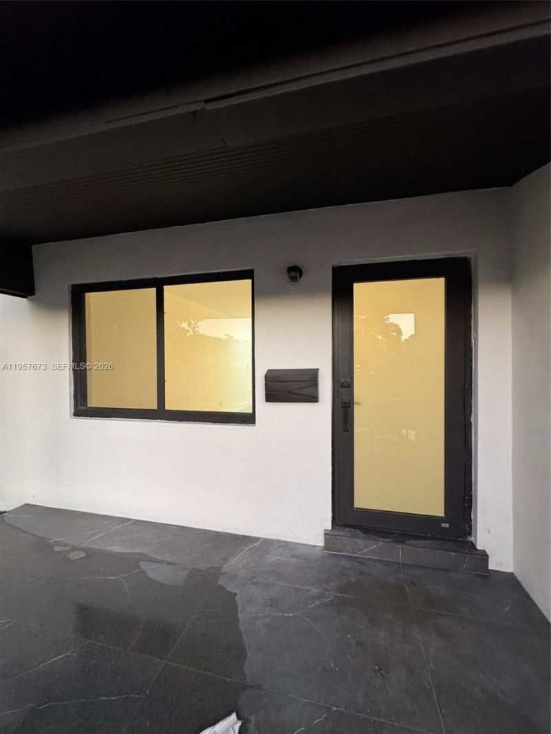 8901 NW 32nd Ave, Miami, FL 33147 Photo