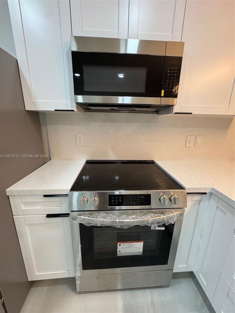 8901 NW 32nd Ave, Miami, FL 33147 Photo