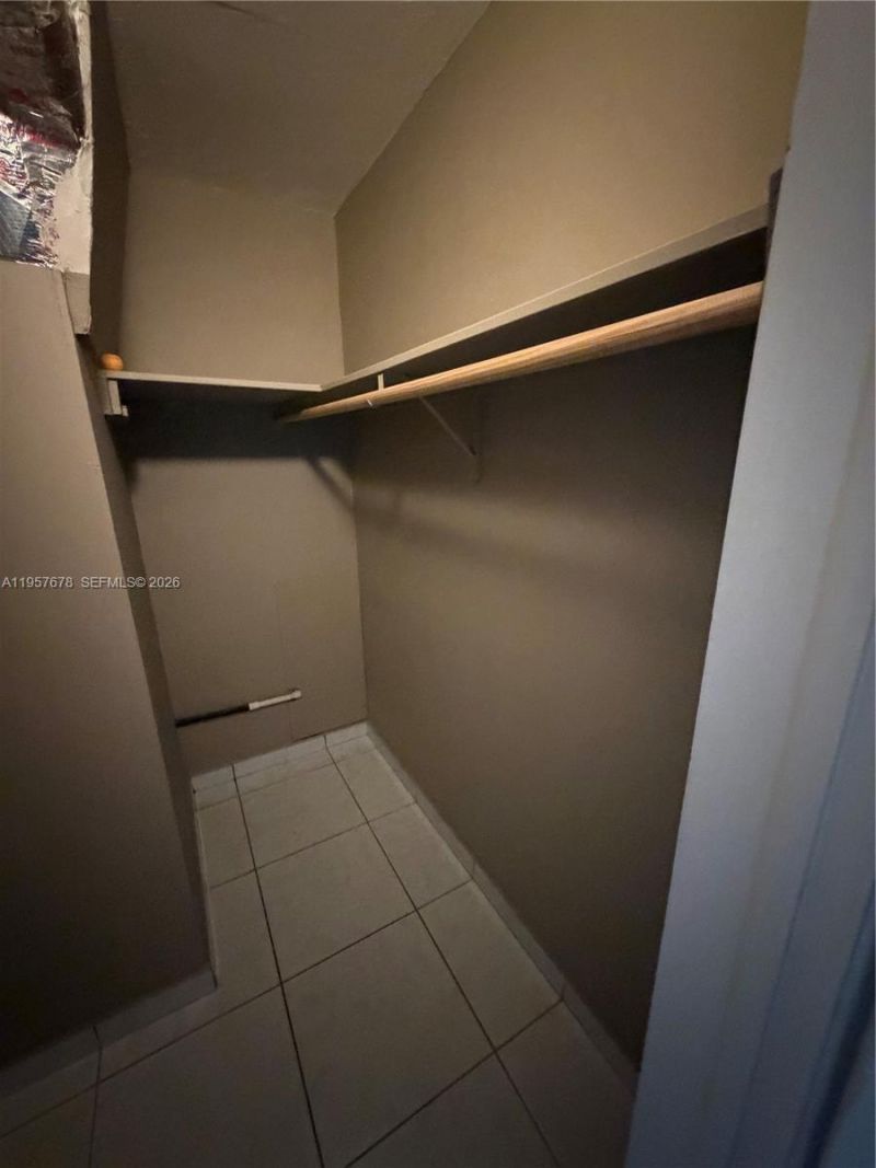 1301 N 12th Ct, Unit 4B, Hollywood, FL 33019 Photo