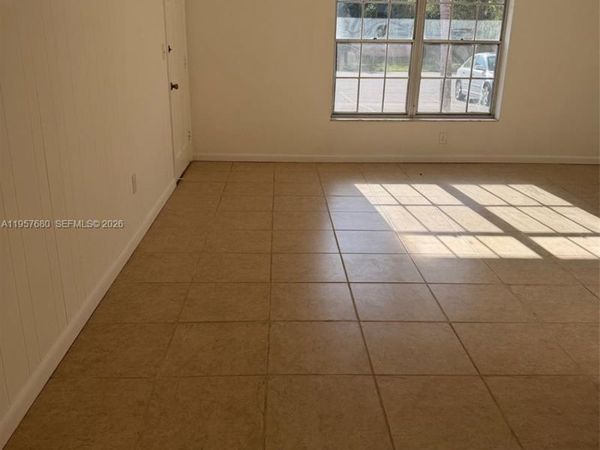 7851 Dunham Blvd , Unit 5, Miami, FL 33138