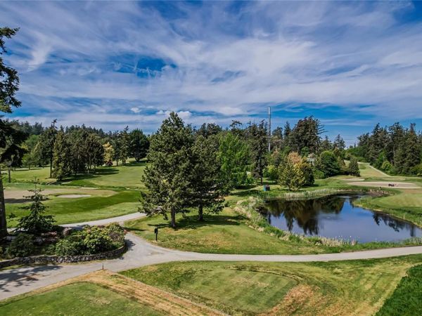 1115 Craigflower Rd, Unit 206D, Esquimalt, BC V9A 2Y1