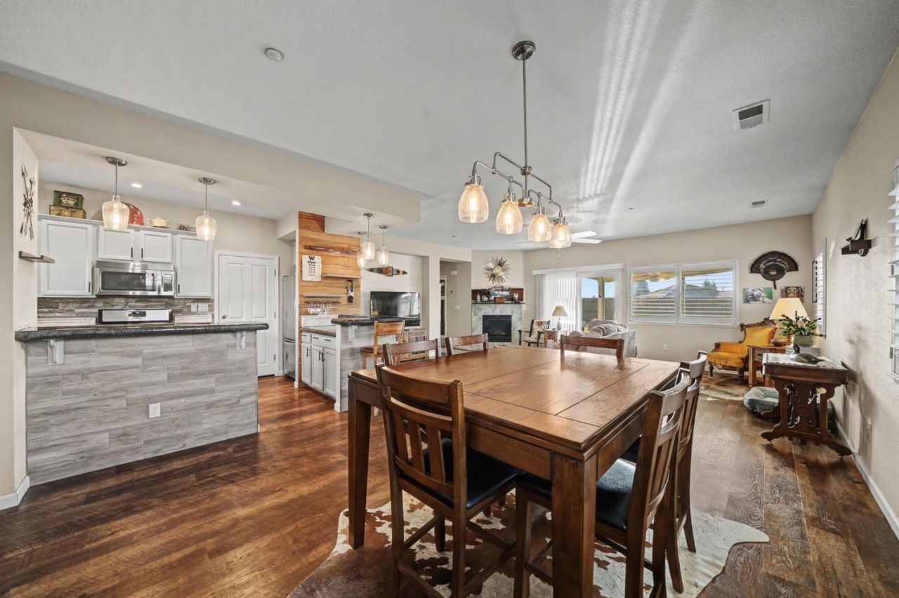 1028 Shakeley Ln, Ione, CA 95640 Photo