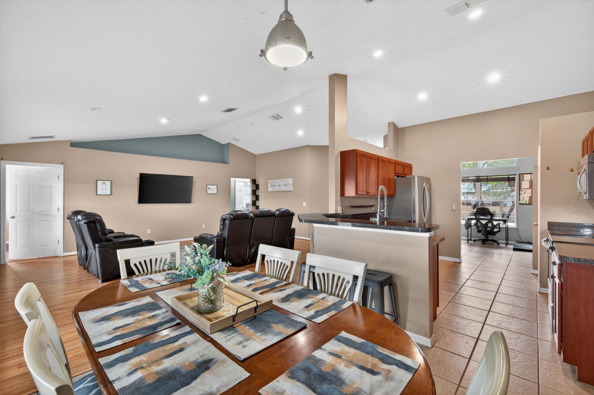 1401 SW Bougainvillea Avenue, Port Saint Lucie, FL 34953 Photo