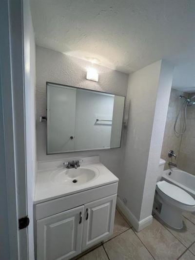 7851 Dunham Boulevard, Unit 4, Miami, FL 33138 Photo