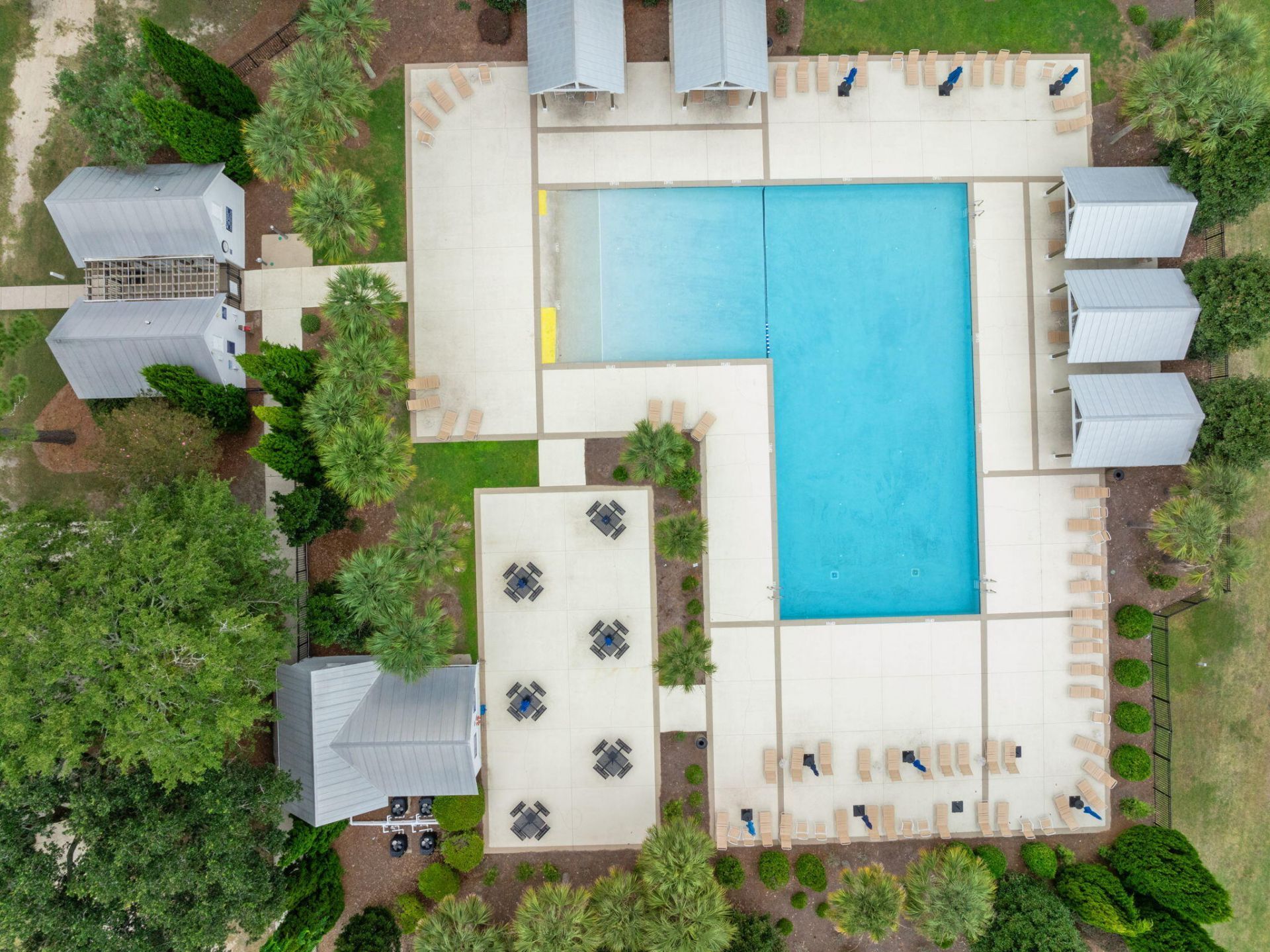 103 Green Grass Road Photo 36