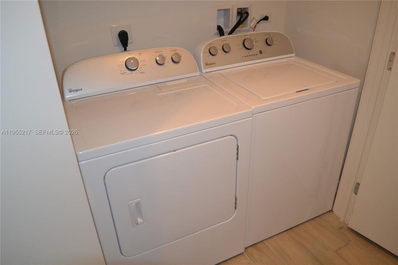 999 SW 1st Ave , Unit 3117, Miami, FL 33130 Photo