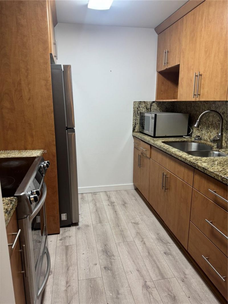 200 SW 132nd Way, Unit 207L, Pembroke Pines, FL 33027 Photo