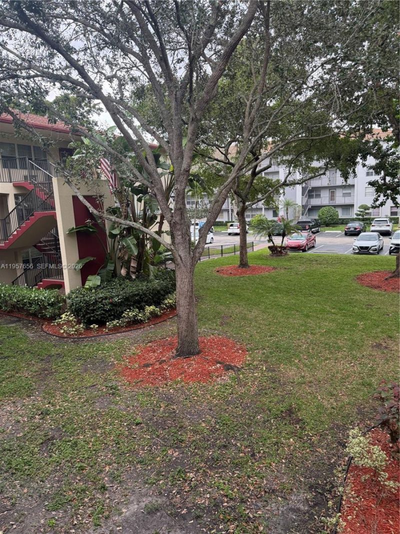 200 SW 132nd Way, Unit 207L, Pembroke Pines, FL 33027 Photo