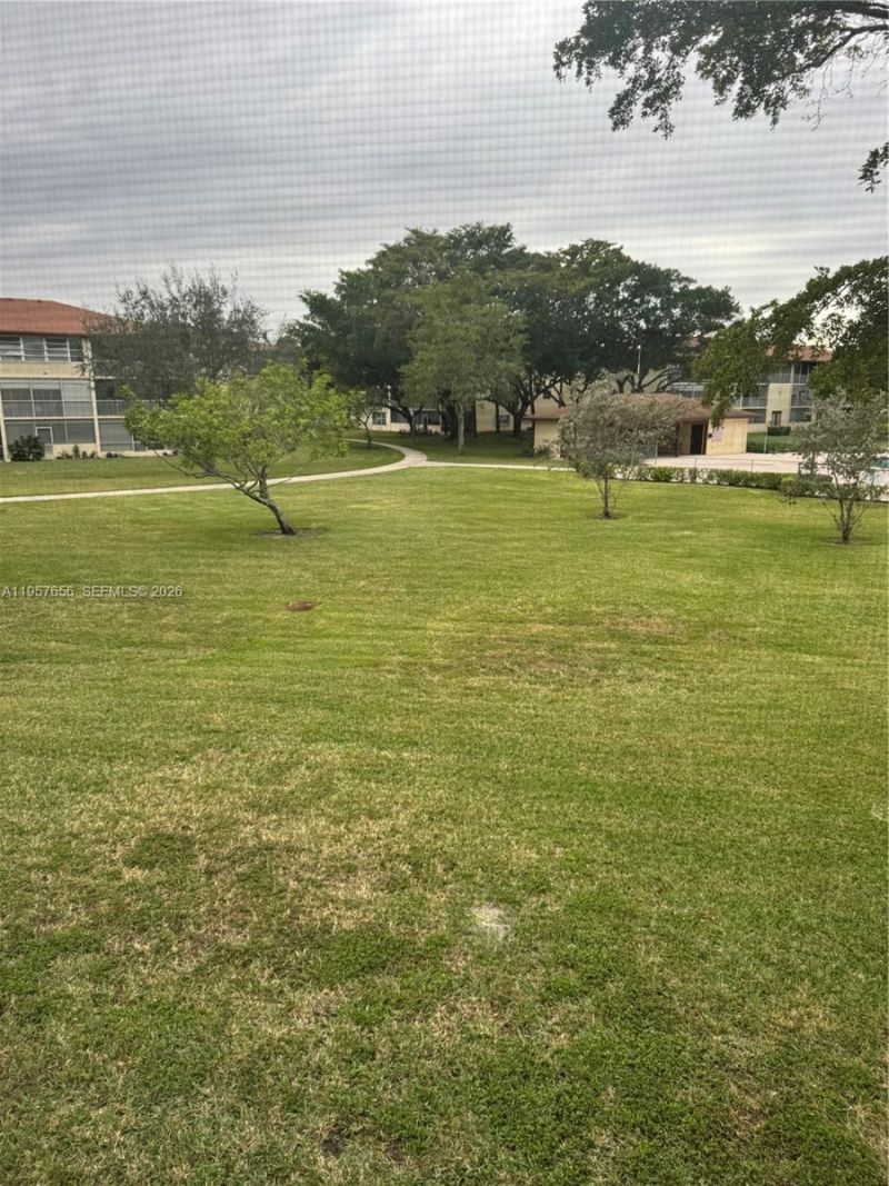 200 SW 132nd Way, Unit 207L, Pembroke Pines, FL 33027 Photo