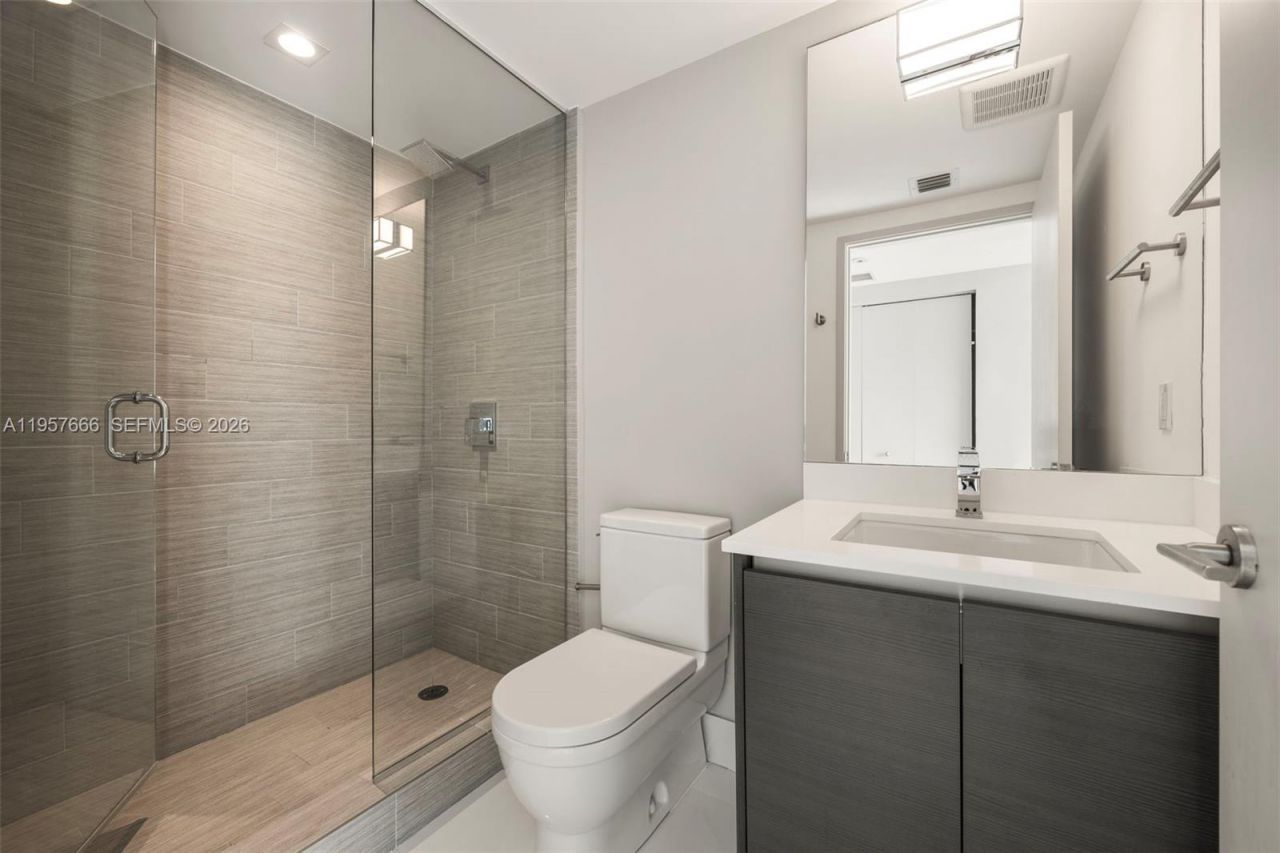 300 Sunny Isles Blvd , Unit 4-2202, Sunny Isles Beach, FL 33160 Photo