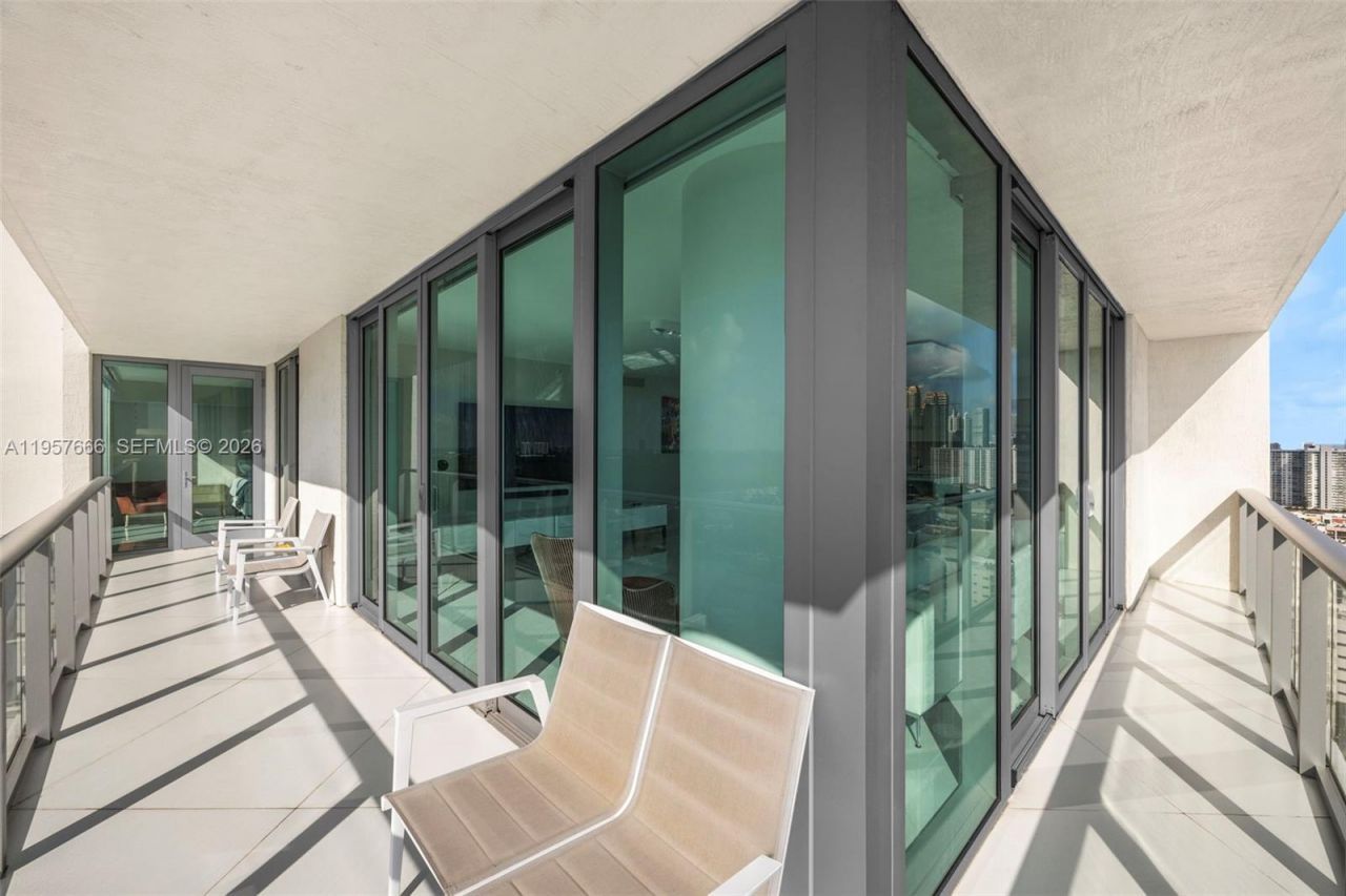 300 Sunny Isles Blvd , Unit 4-2202, Sunny Isles Beach, FL 33160 Photo