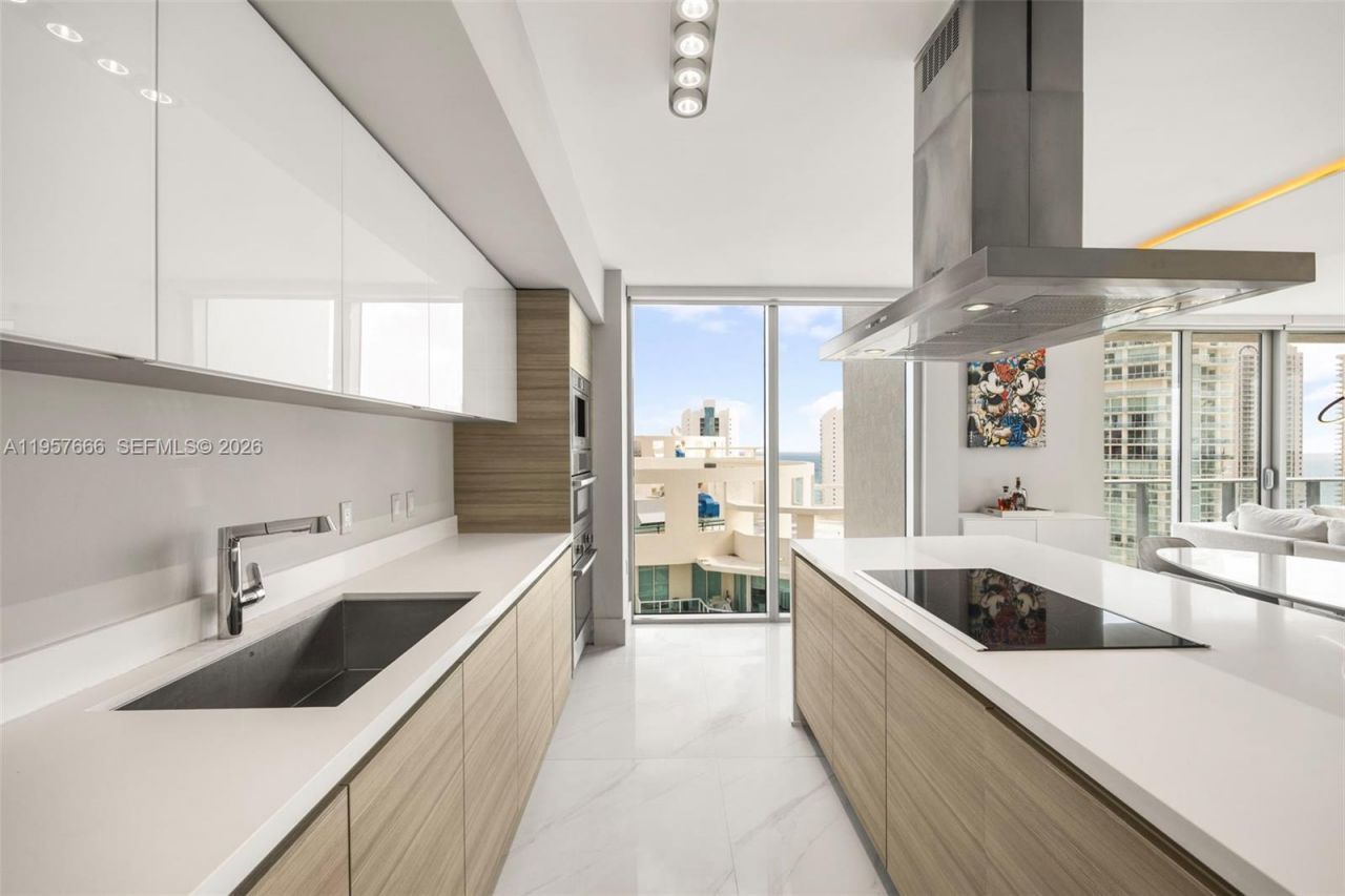 300 Sunny Isles Blvd , Unit 4-2202, Sunny Isles Beach, FL 33160 Photo