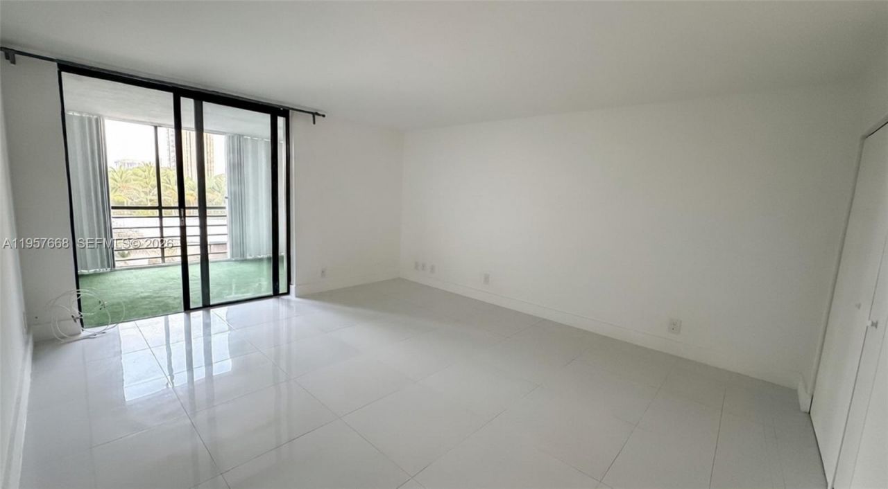20441 NE 30th Ave, Unit 412-9, Aventura, FL 33180 Photo