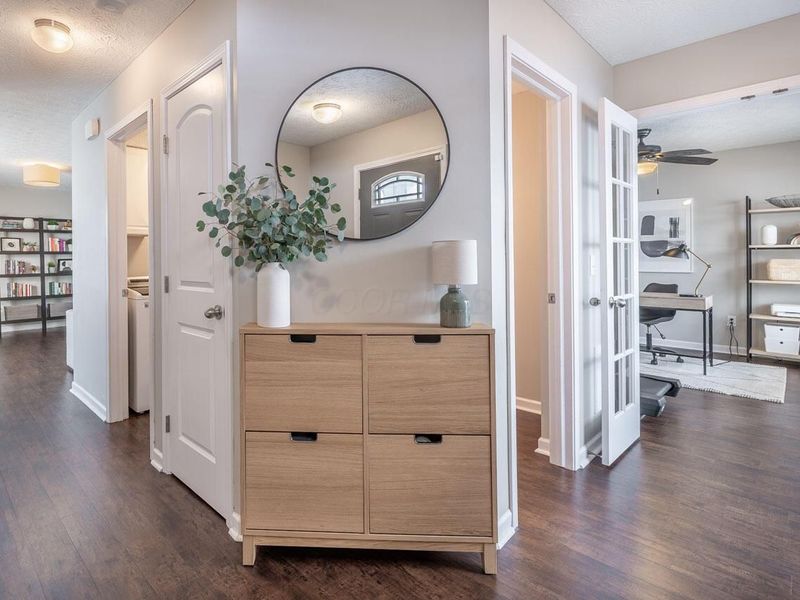 8714 Prairie Frost Lane, Lewis Center, OH 43035 Photo 4