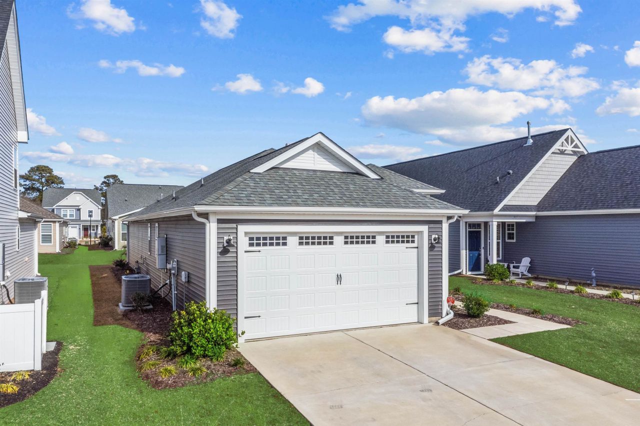 1011 Cascade Loop Photo 36