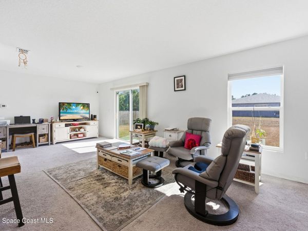 190 Silver Frost Street SE, Palm Bay, FL 32909