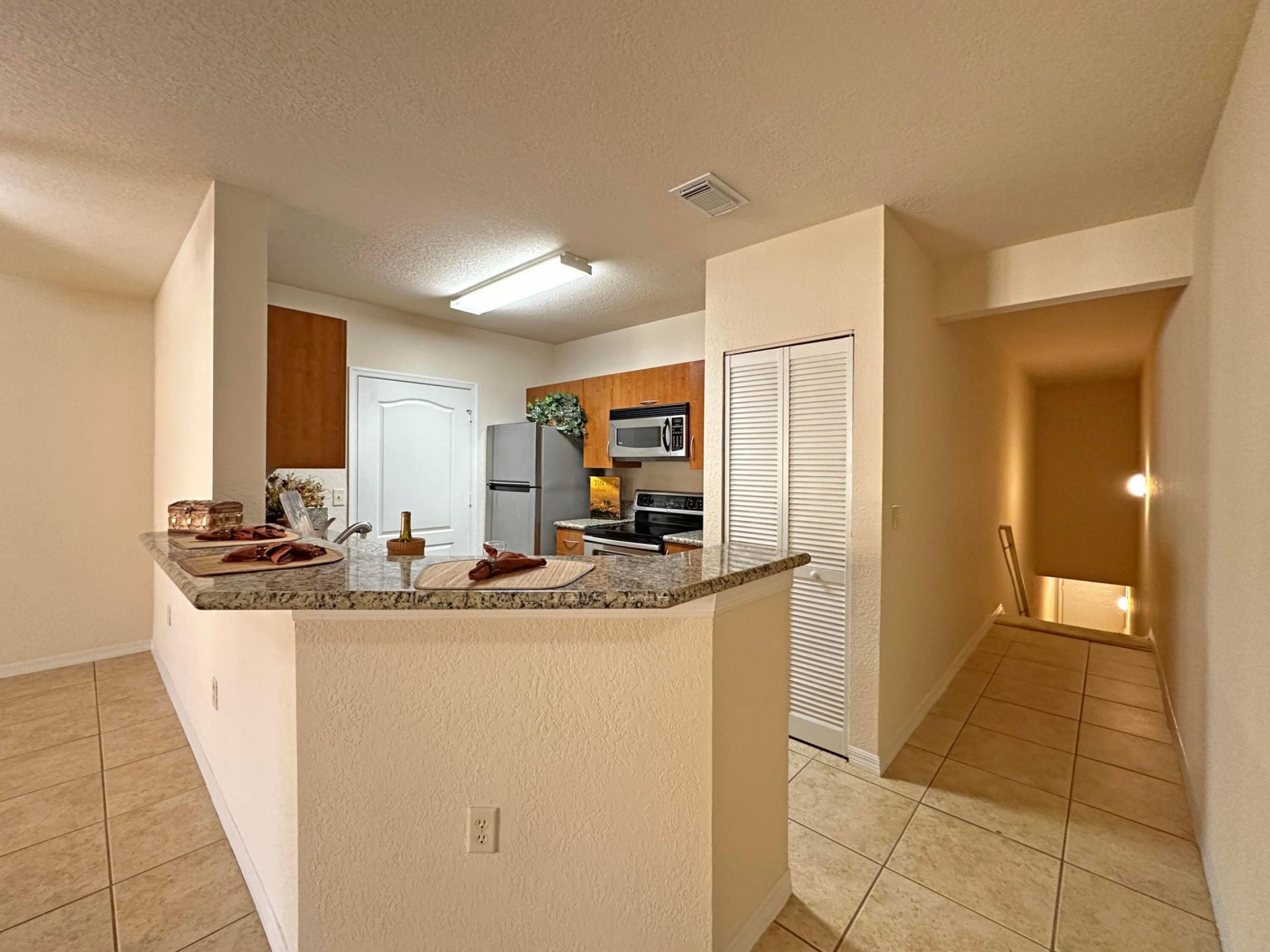 154 SW Peacock Boulevard, Unit 28-205, Port Saint Lucie, FL 34986 Photo