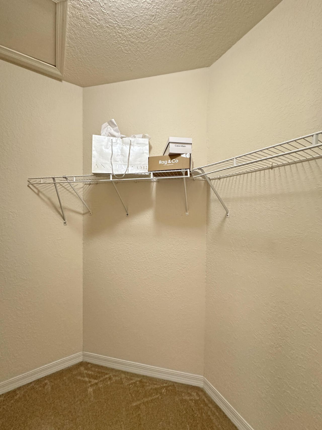 154 SW Peacock Boulevard, Unit 28-205, Port Saint Lucie, FL 34986 Photo