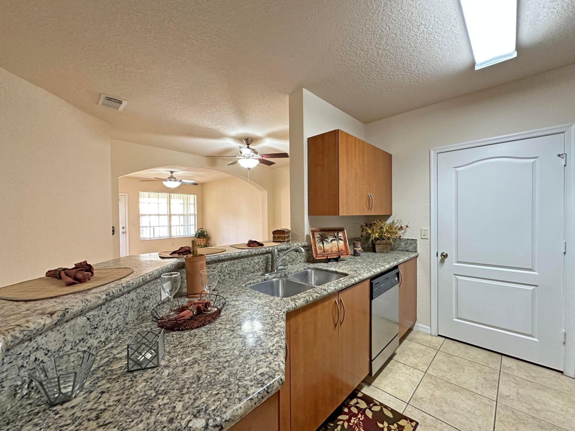 154 SW Peacock Boulevard, Unit 28-205, Port Saint Lucie, FL 34986 Photo