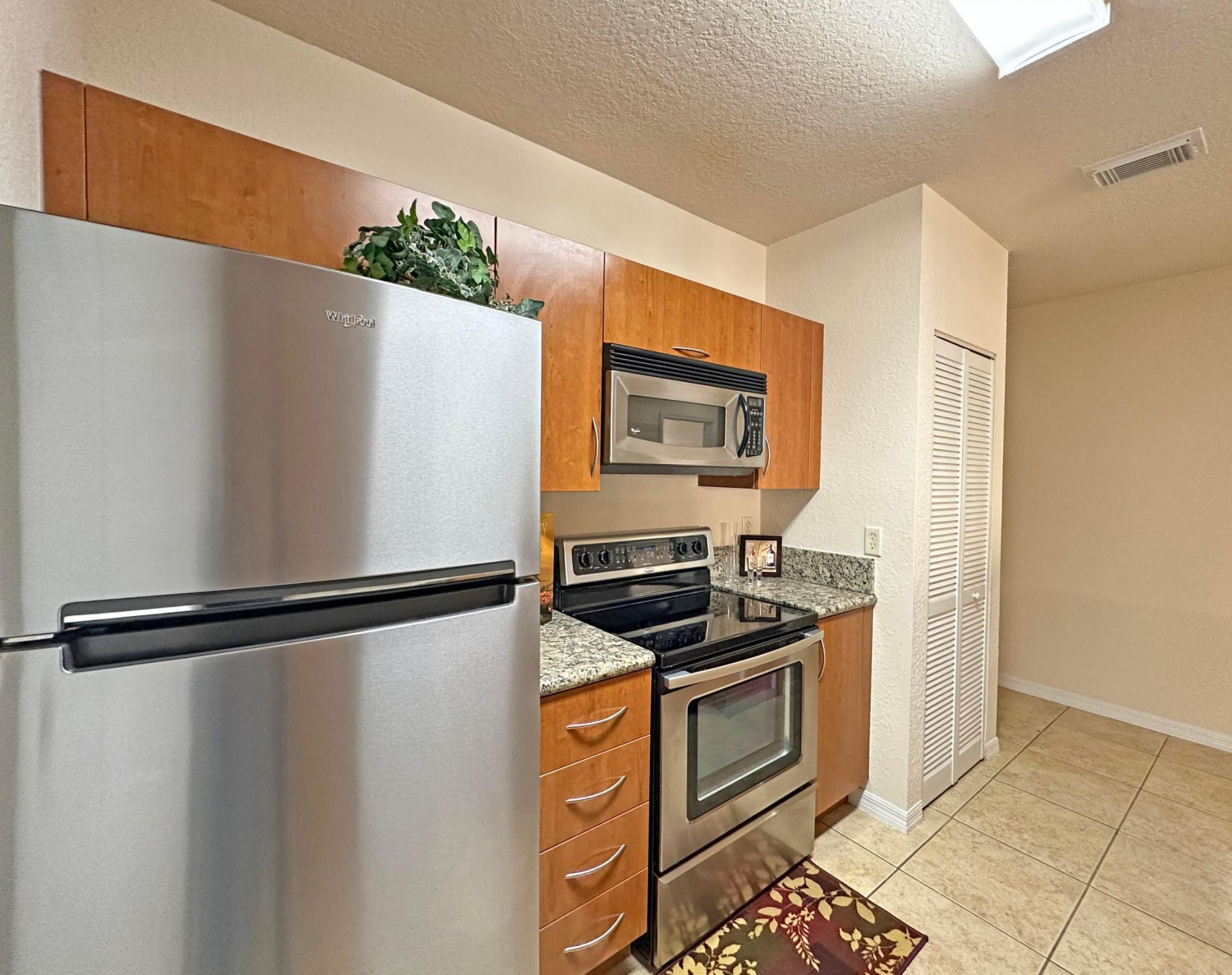 154 SW Peacock Boulevard, Unit 28-205, Port Saint Lucie, FL 34986 Photo
