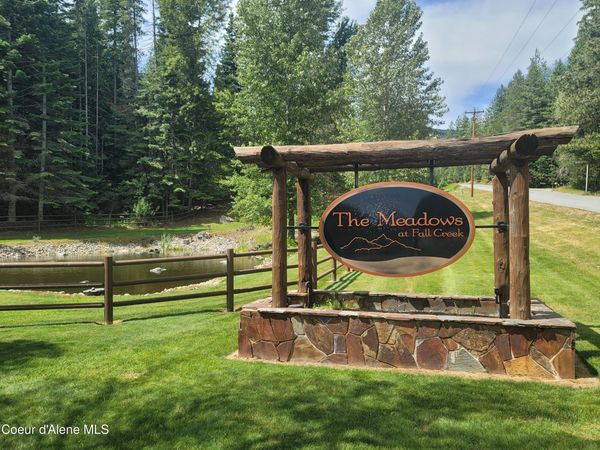 150 Ranch Road, Naples, ID 83847