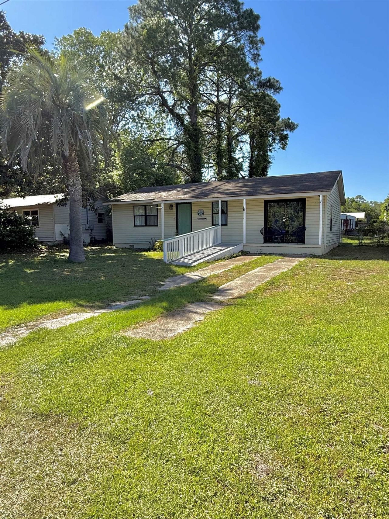 2521 Florida Avenue, Lanark Village, FL 32323 Photo