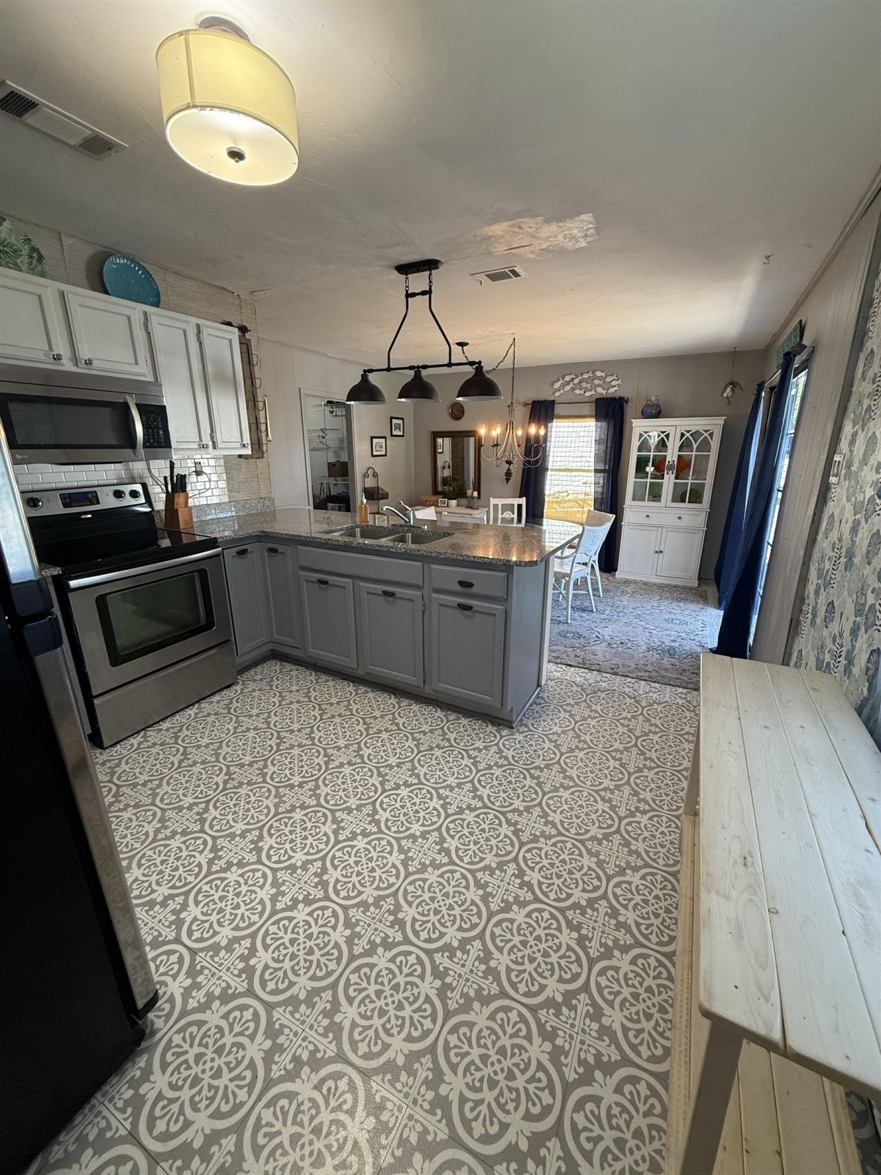 2521 Florida Avenue, Lanark Village, FL 32323 Photo