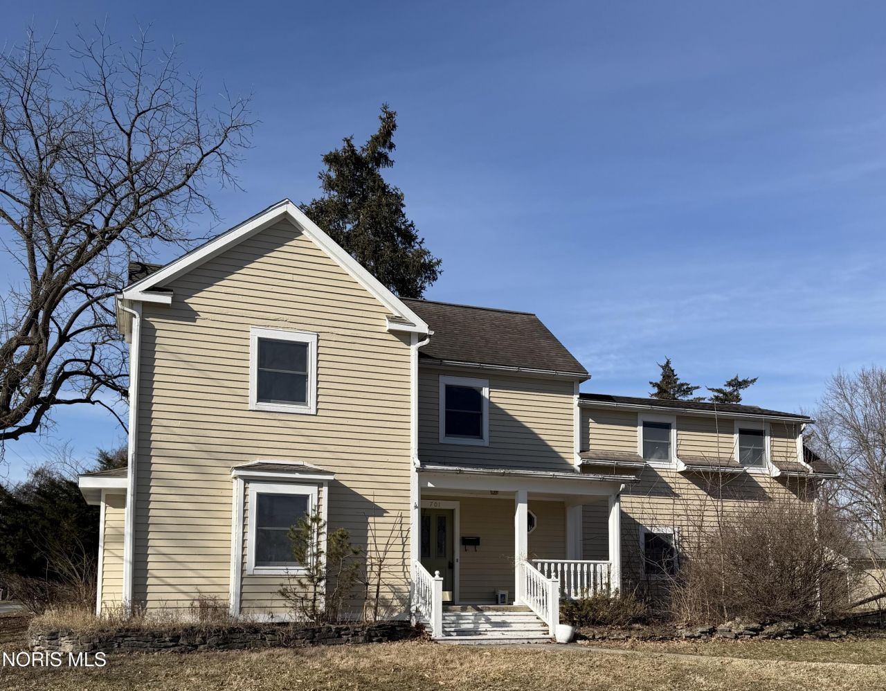 701 W Broadway Street, Maumee, OH 43537 Main Photo