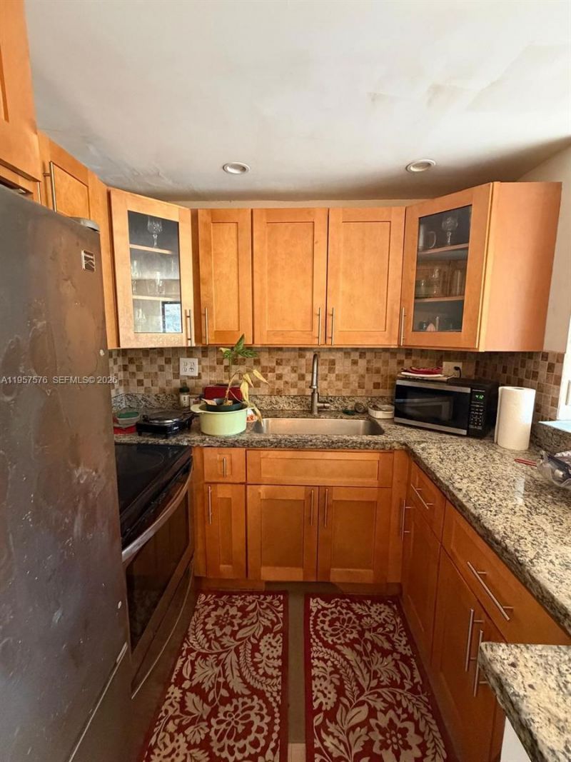 465 NW 210th St, Unit 103, Miami Gardens, FL 33169 Photo