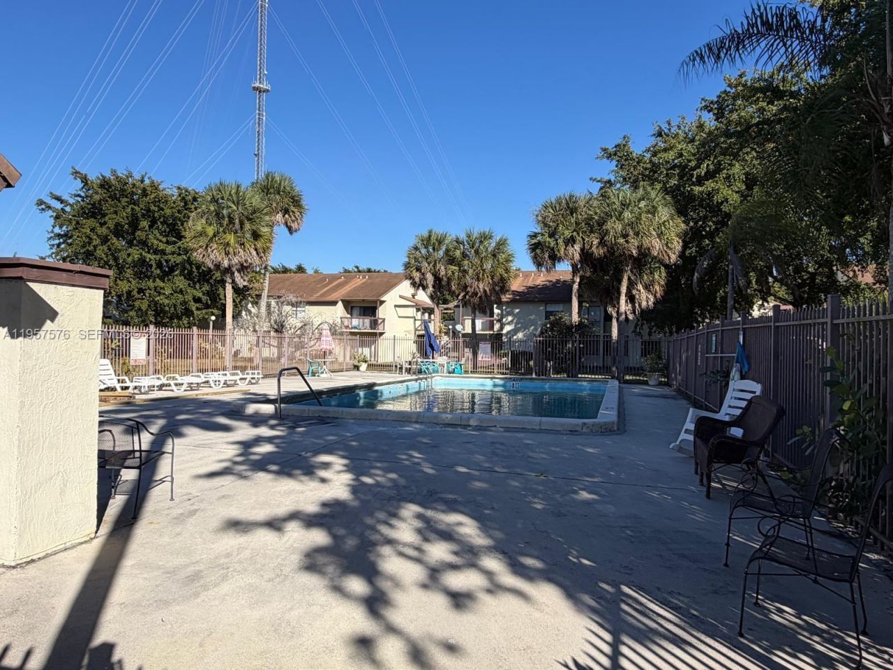 465 NW 210th St, Unit 103, Miami Gardens, FL 33169 Photo