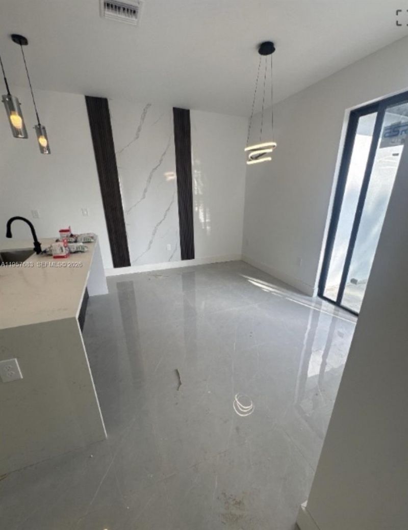 321-323 Urbana St, Lehigh Acres, FL 33972 Photo